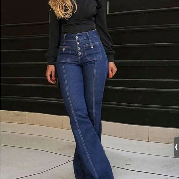 TikTok Women's Blue High-Waisted flare Jeans NWOT never worn. Bought last year - Picture 2 of 10